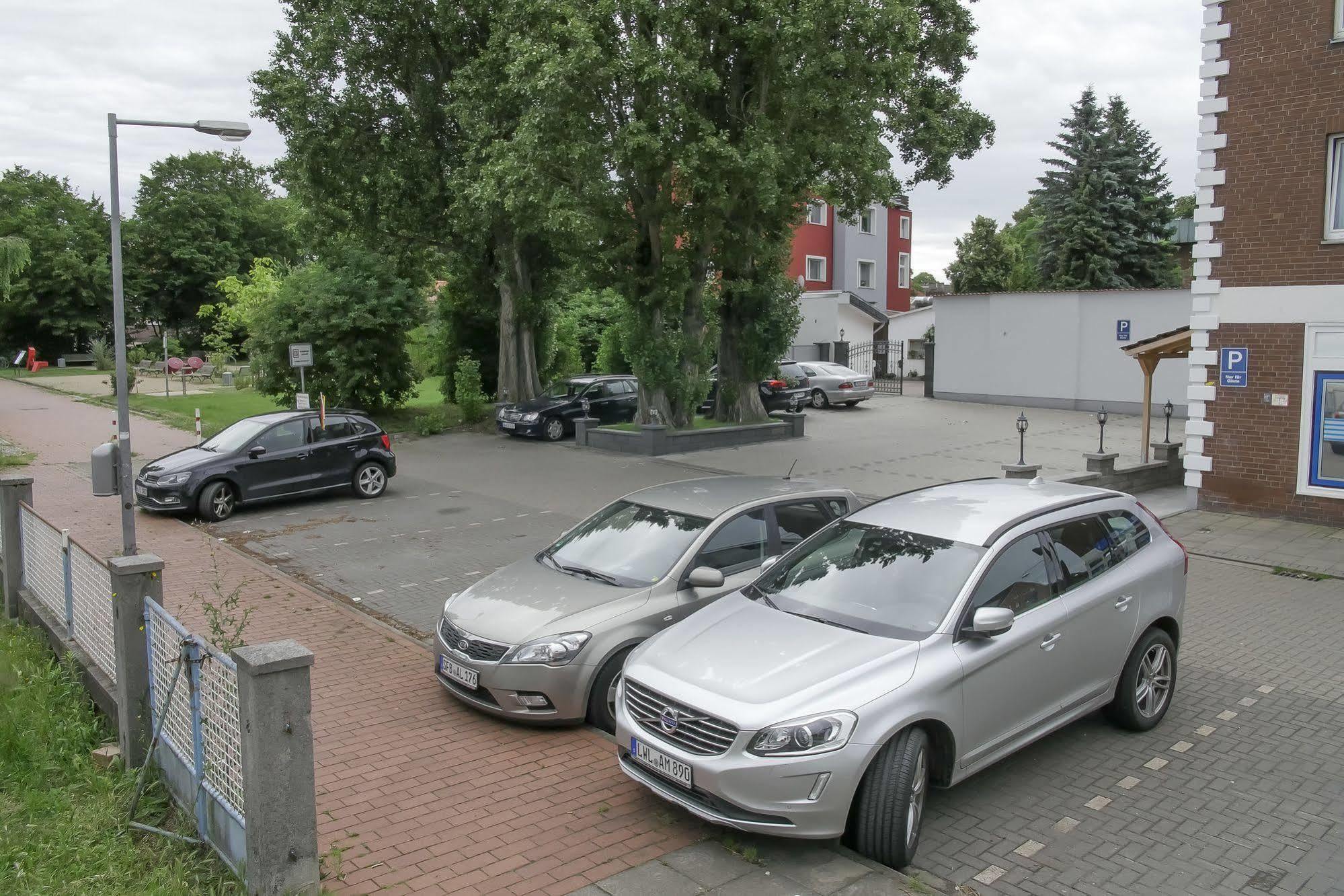 Pension Donau Grill Hannover Eksteriør bilde